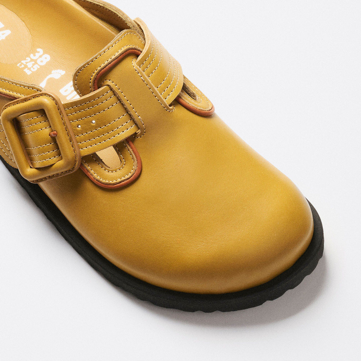 1774 Boston Leather Natural Leather