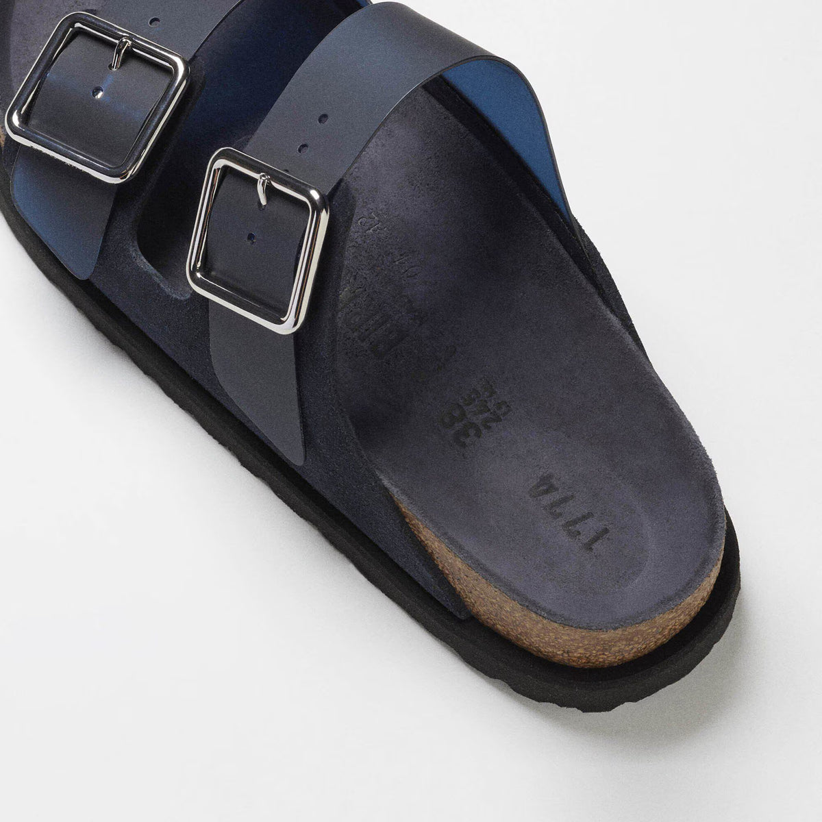 1774 Arizona Milky Synthetik Dark Navy