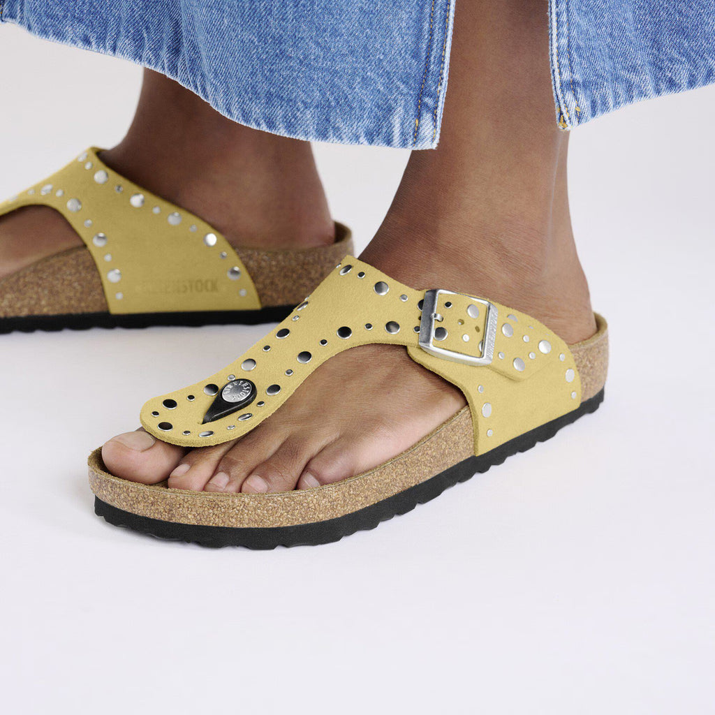 Gizeh Rivet Suede Leather